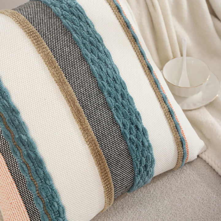 Stratum pillow cover