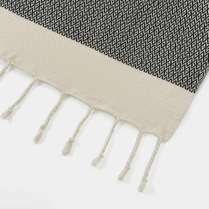 Medina throw