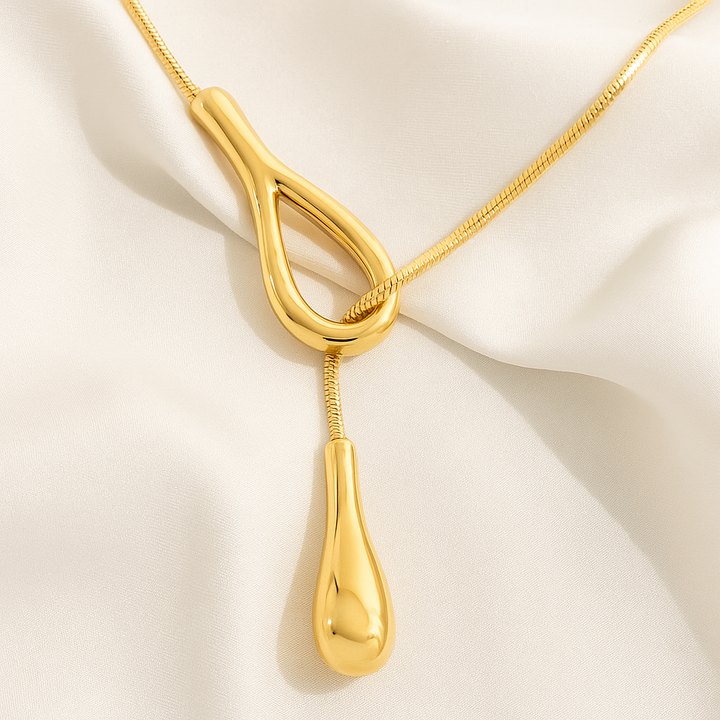 Raindrop necklace