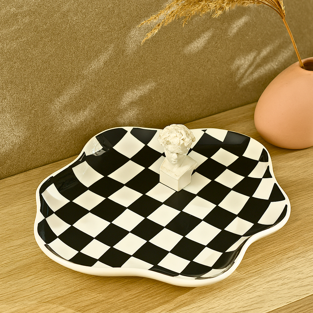 Waved dish